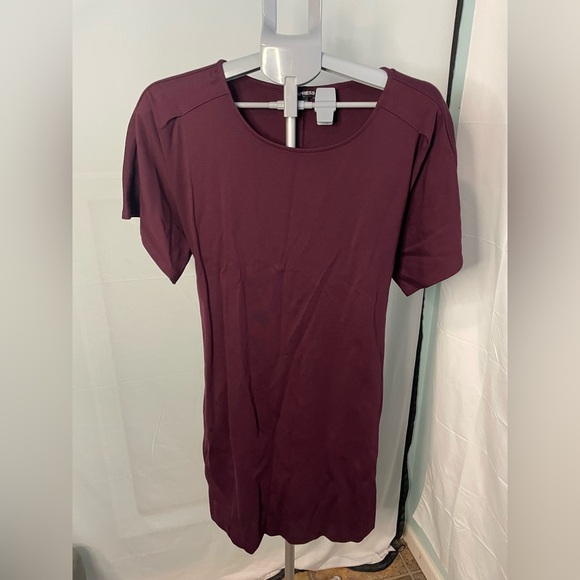 Express Burgundy mini dress size‎ medium - Picture 1 of 9
